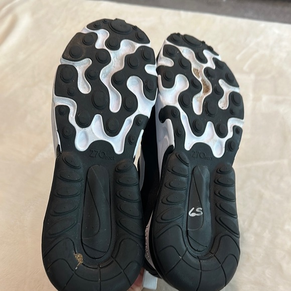 Nike Air Max 270 React Black and White Sneakers - Picture 6 of 7